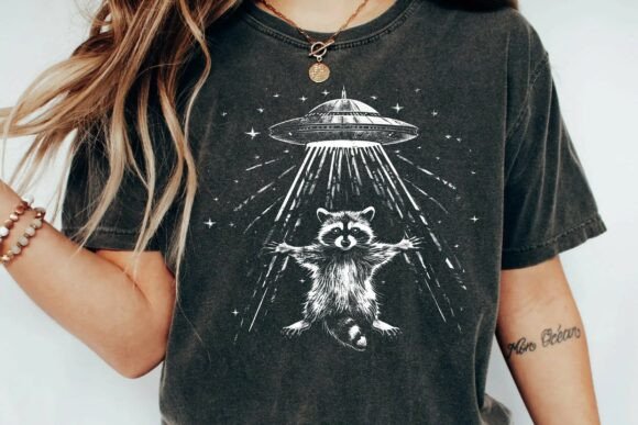Download Funny Raccoon UFO Alien Abduction Space Graphic Vintage Trash Panda Png - Graphic Collection